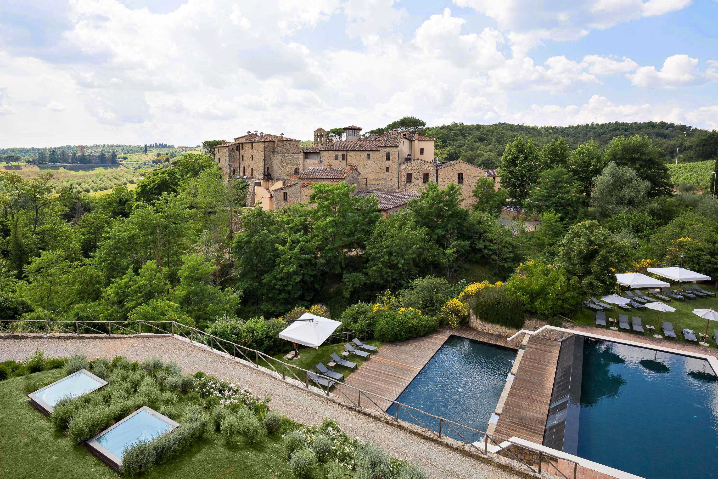 Castel Monastero - The Leading Hotels Of The World Castelnuovo Berardenga Exteriör bild